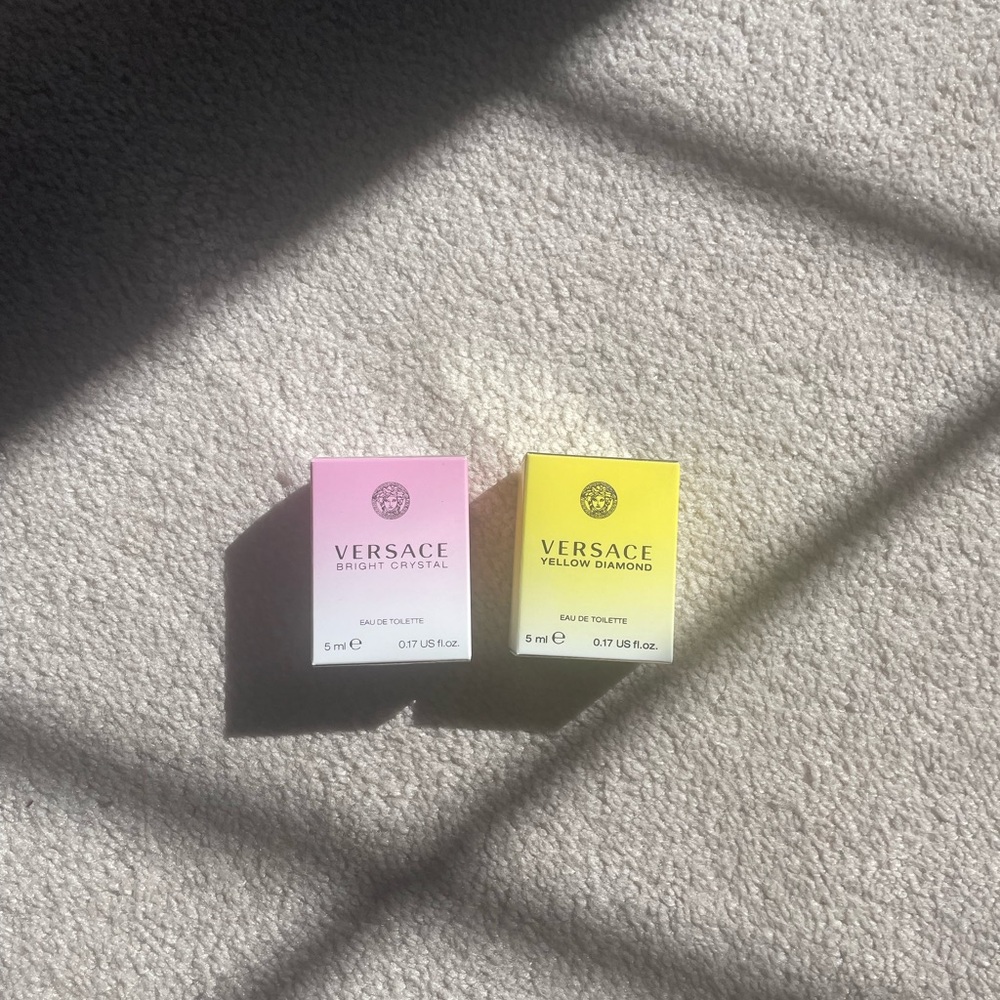 Versace Bright Crystal and Yellow Diamond Mini Perfume Set
